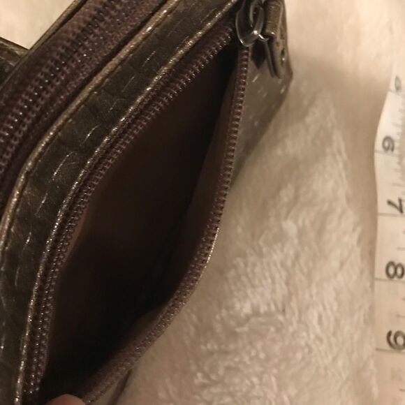 : : Kenneth Cole NEW Reaction Bronze Metallic Wristlet : : - Picture 3 of 10